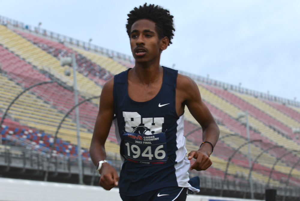 Wyoming Potter’s House Christian’s Lezawe Osterink crosses the finish line first in the LPD4 Final on Saturday at MIS. 