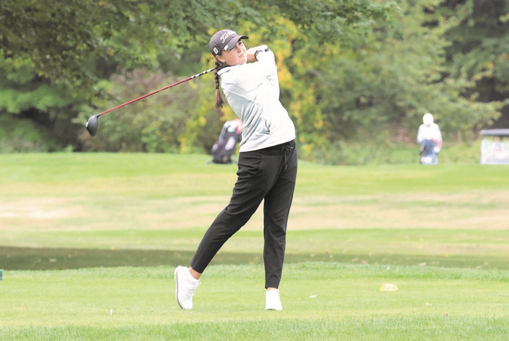 Muskegon Reeths-Puffer's Paige Anderson watches her shot. 