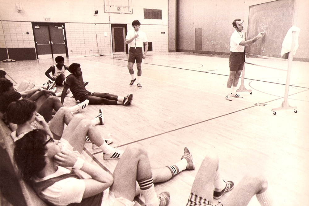 Carrollton boys basketball coach Ron Vondette instructs his team.