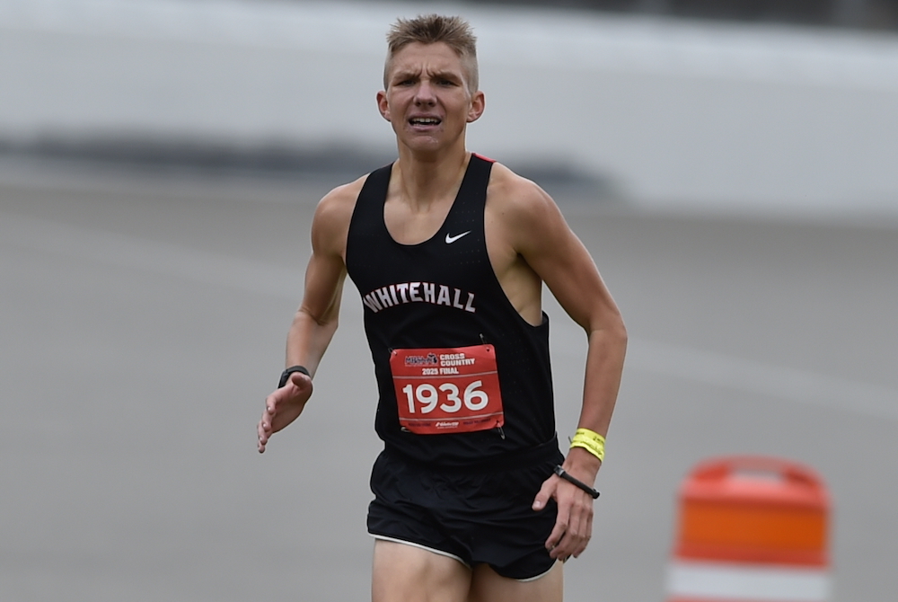 Whitehall’s Robert Jazwinski III sprints toward the finish on the way to winning the Division 2 Final on Saturday.