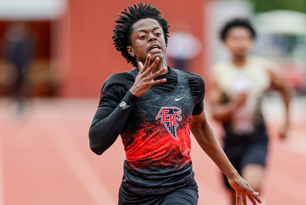 East Kentwood's De-Mani Roberts runs to a win in the 200 meters at the MITCA Division 1 championship meet.