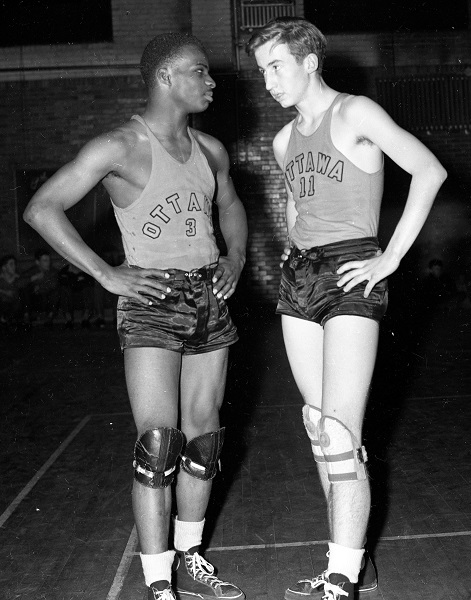 Schichtel has identified these 1941 Grand Rapids Ottawa Hills basketball players as James Horn (left) and Chuch Reynier. 