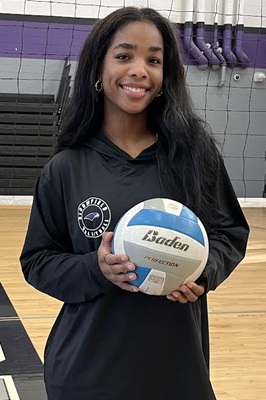 Kayla Nwabueze headshot.