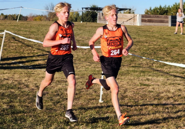 Twins Kyle and Ty Redman lead the league finale. 