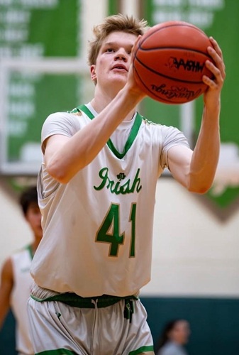 Lukas Husovsky attempts a free throw. 