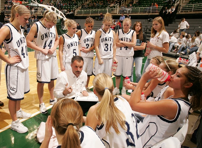 Soodsma maps out strategy during a break in the 2006 Division 2 Girls Basketball Final. 