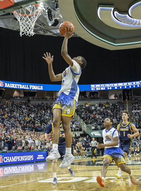 Lovejoy finishes a fastbreak with a layup. 