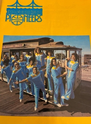 Hansen stands for a photo with her San Francisco Pioneers teammates during the 1979-80 season.