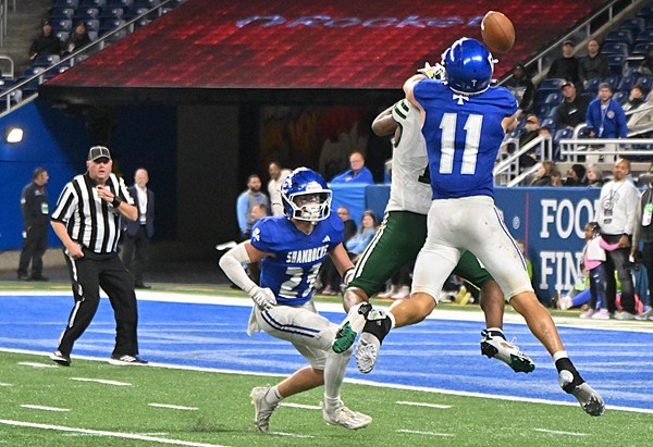 Gash breaks up a pass during the win over Detroit Cass Tech.