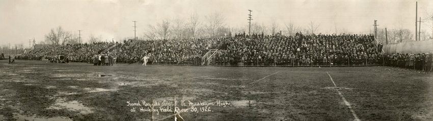 Muskegon takes on Grand Rapids Central in 1922. 