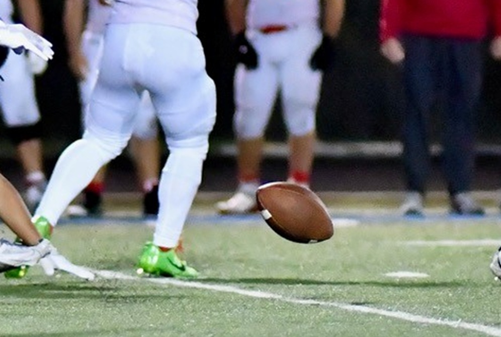 A loose ball bounces during the Week 1 game between Goodrich and Frankenmuth
